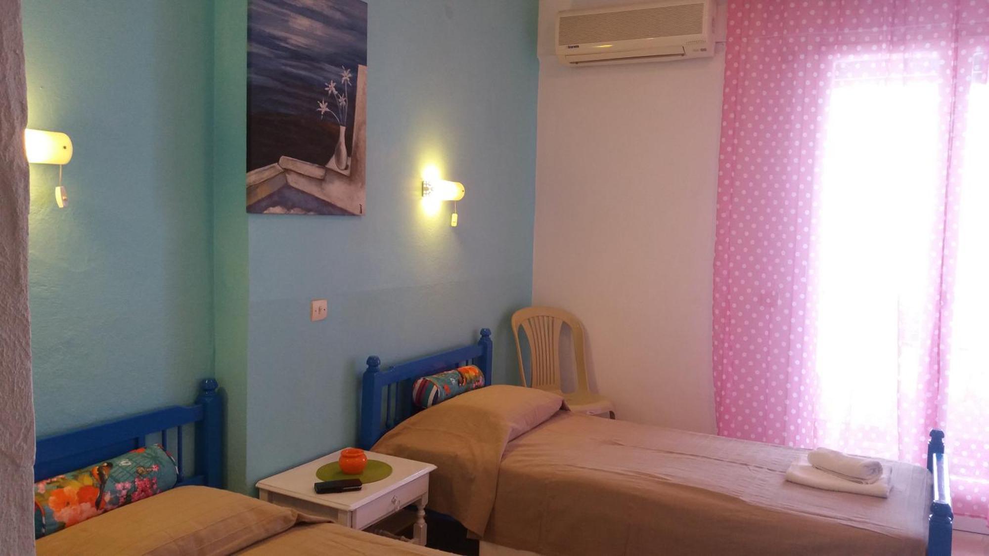 Sol E Mar Sea Side View Guesthouse Perama  Exterior photo